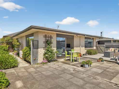 283B Pine Avenue, South New Brighton