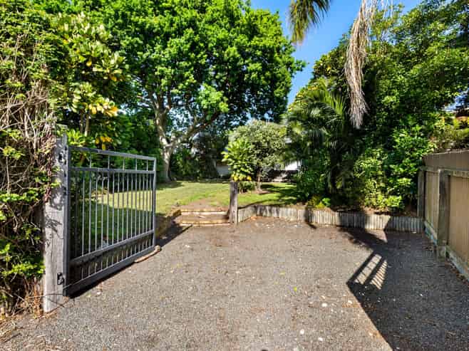 70 Gillies Crescent, Waimarama