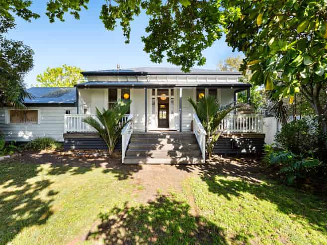 70 Gillies Crescent, Waimarama