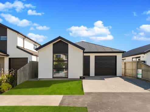 17 Miromiro Street, Broomfield