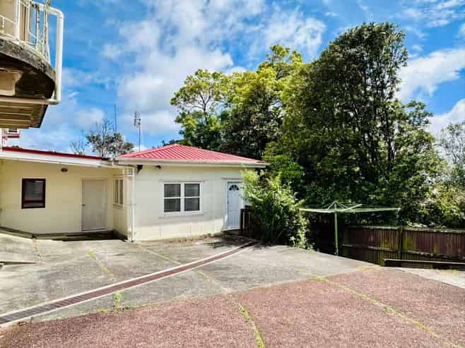 137B Mokoia Road, Birkenhead