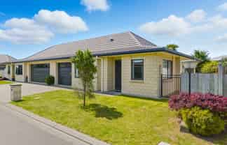 20/3 Georgia Grove, Paraparaumu