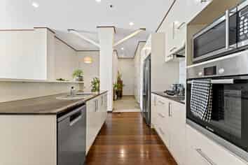 GB/68 Greys Avenue, Auckland Central