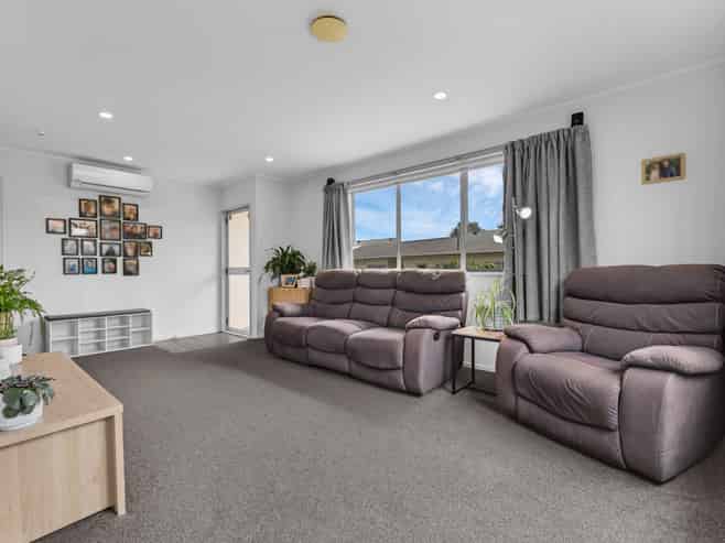9 Ohira Place, Henderson