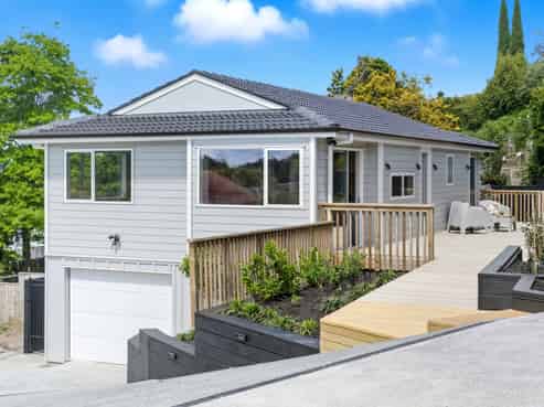 8 Winhall Rise, Remuera