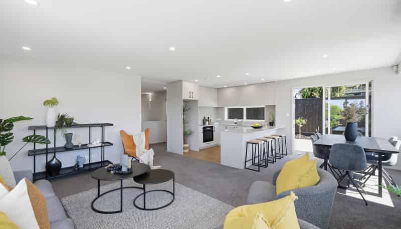 8 Winhall Rise, Remuera