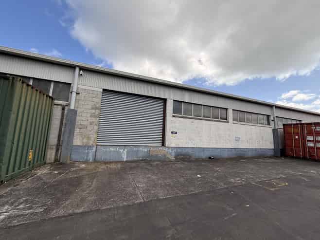 Affordable warehouse in prime location
