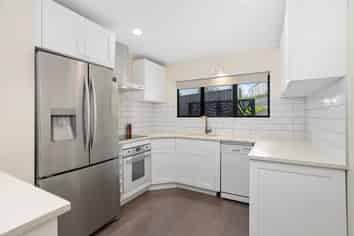 2/25 Flaxdale Street, Birkdale