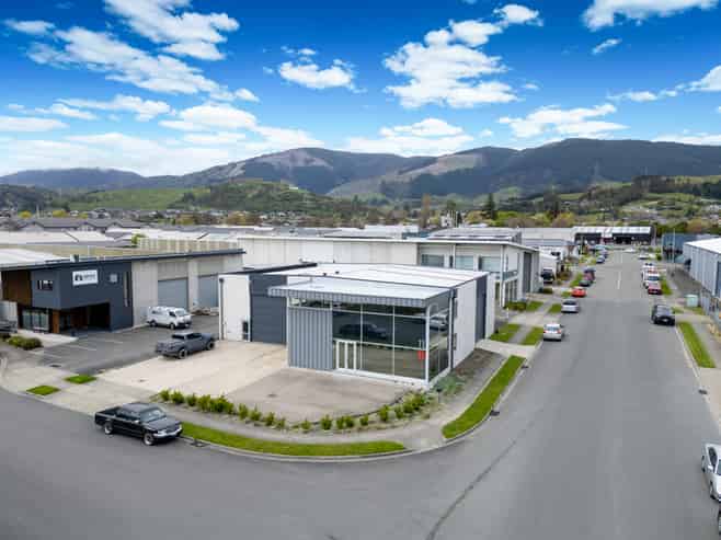 Modern Stoke Industrial Facility