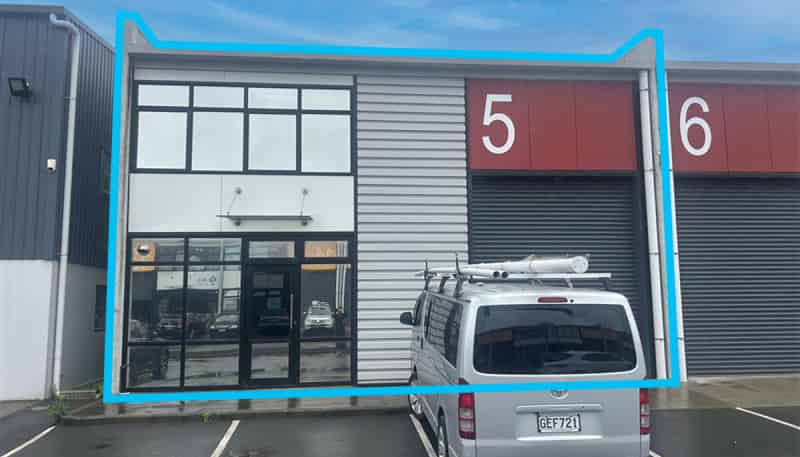 5/114 Wiri Station Road, Wiri
