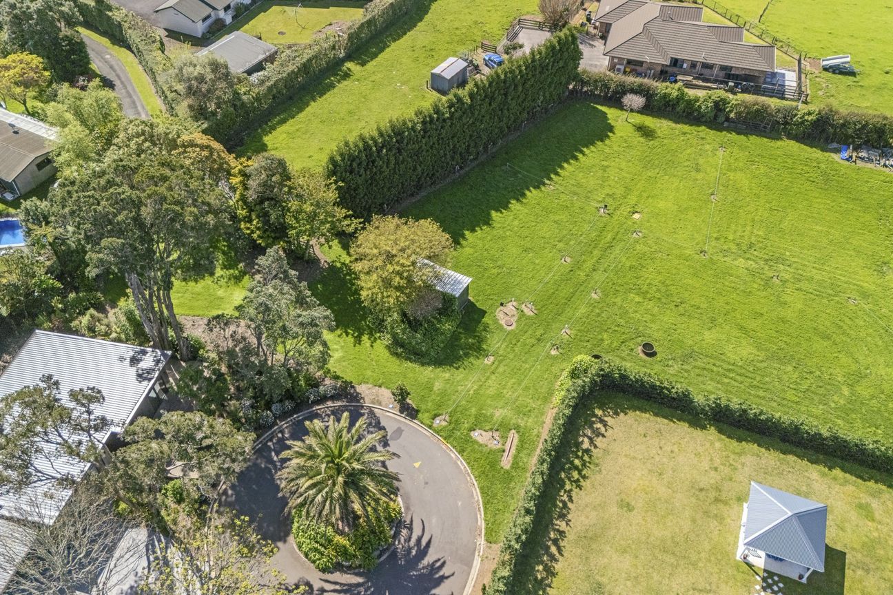 Prime sections with city and country appeal - Vista 4