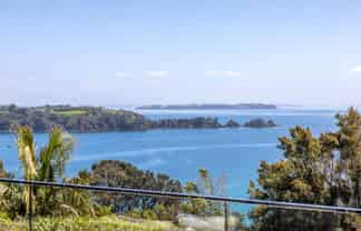 29 Coromandel Road, Oneroa