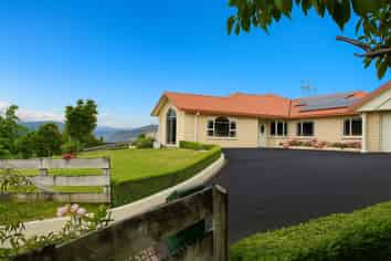 85 Emerald Hill Drive, Birchville
