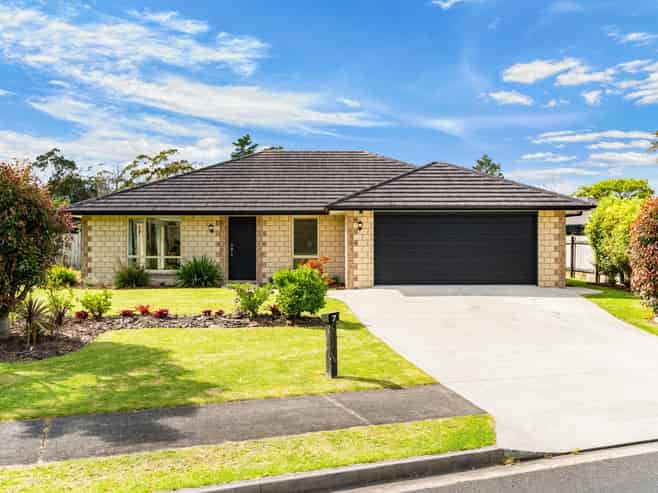 7 Karo Street, Ruakaka