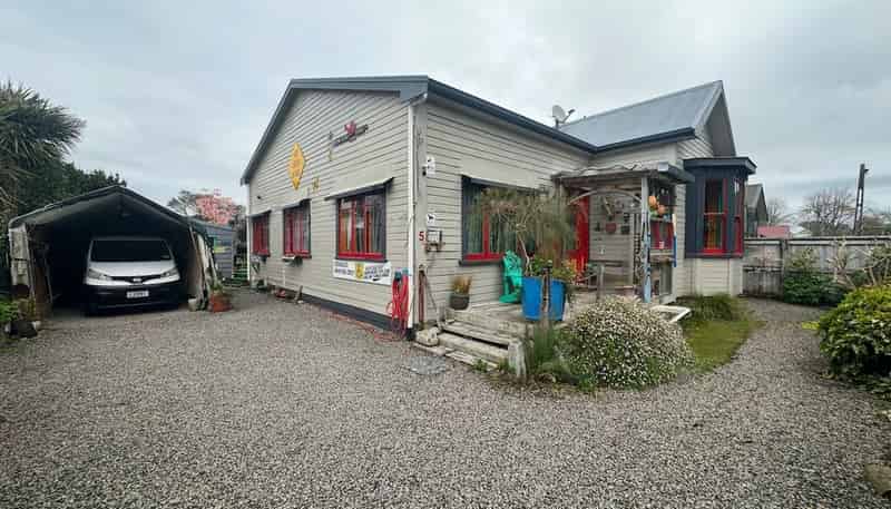 5 Whitaker Street, Waitara