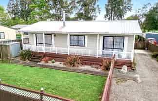 80 Kahikatea Drive, Melville