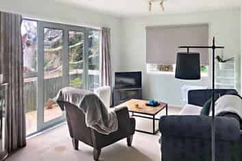 10/11 Owens Road, Epsom