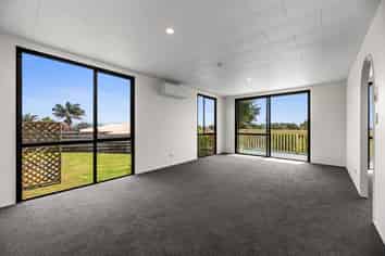7 Holmburn Street, Welcome Bay