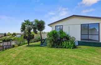 7 Holmburn Street, Welcome Bay