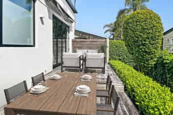 2/38 Seaview Road , Remuera