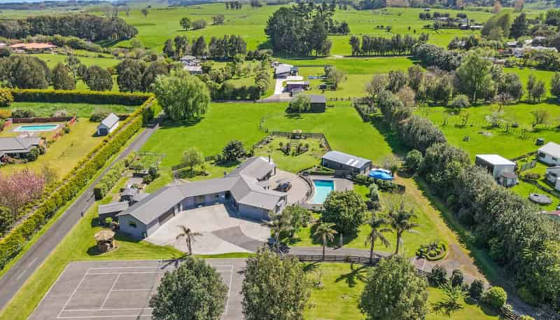 14 Simpson Road, Westmere