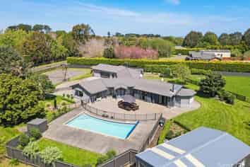 14 Simpson Road, Westmere