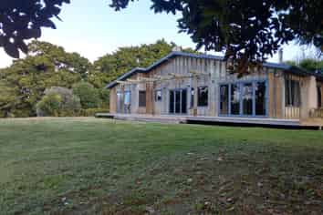 Auckland - Address withheld
