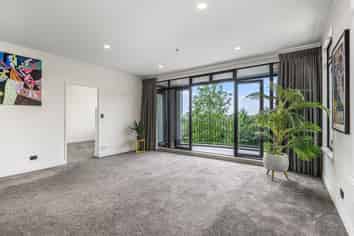 2A/36 James Cook Crescent, Remuera
