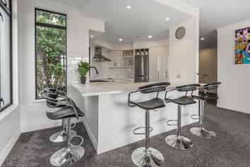 2A/36 James Cook Crescent, Remuera