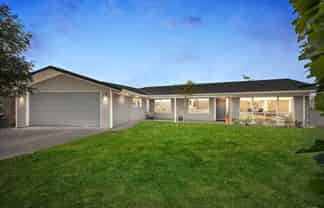 10 Trust Place, Sunnyhills