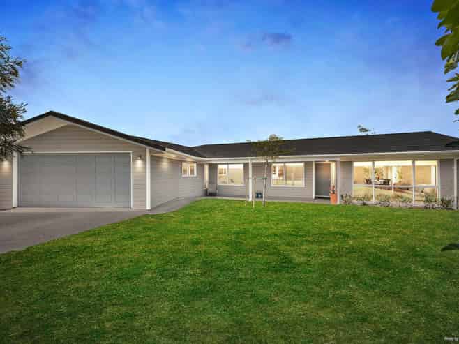 10 Trust Place, Sunnyhills
