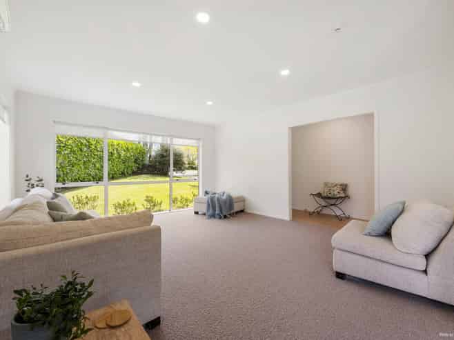 10 Trust Place, Sunnyhills