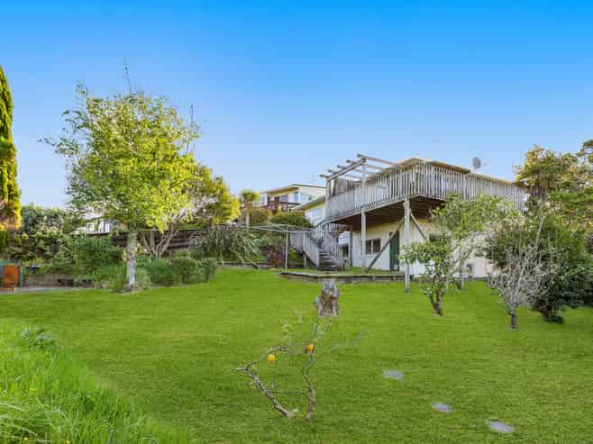 8 Fairway Avenue, Red Beach