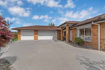 30 Summerland Drive, Henderson