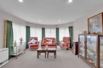 14 Sandalwood Drive, Dinsdale