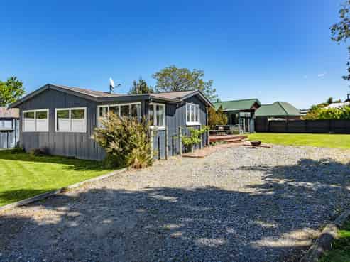 16 Penfold Square, Leithfield