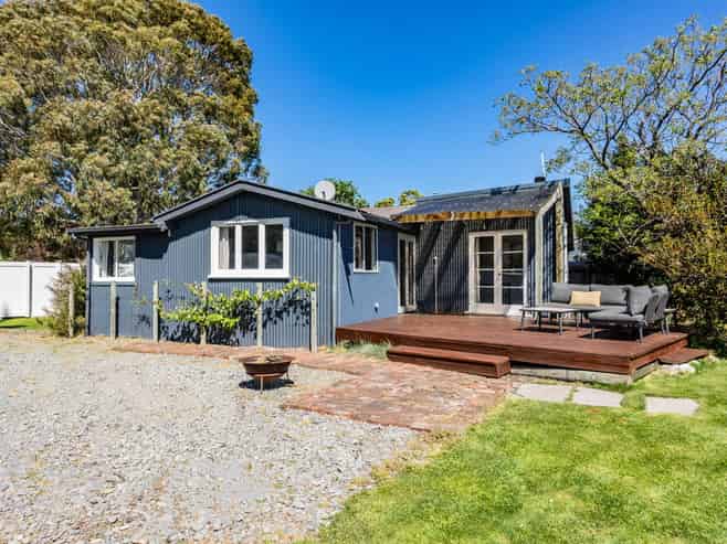16 Penfold Square, Leithfield