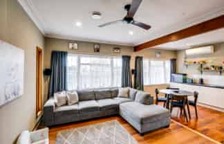 818 Oliphant Road, Raureka