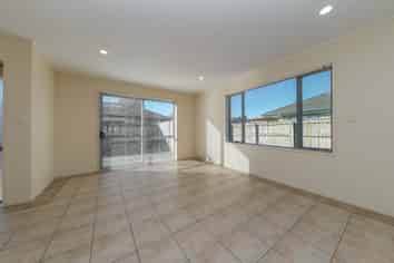 104 Redcastle Drive, East Tamaki