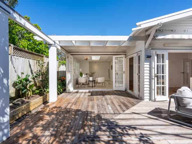 2 Balfour Street, Bayswater