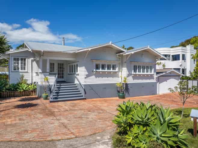 2 Balfour Street, Bayswater