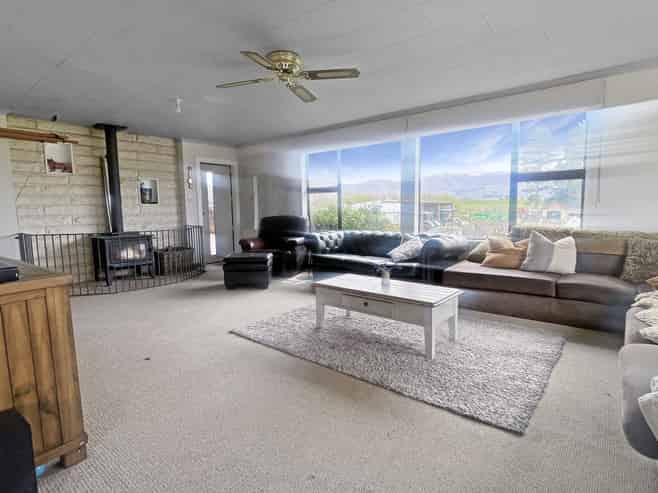 51 Saint Bathans Loop Road, Becks