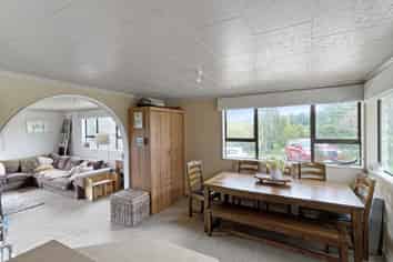 51 Saint Bathans Loop Road, Becks