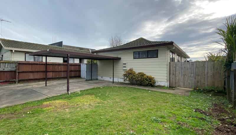 2/190 Te Irirangi Drive, Flat Bush