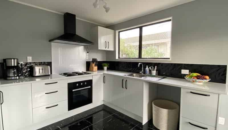 2/190 Te Irirangi Drive, Flat Bush