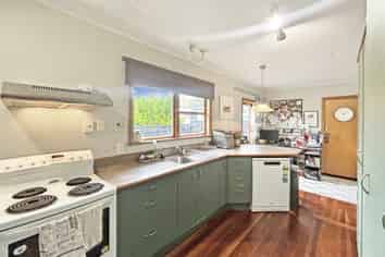 18 Stirling Crescent, Hokowhitu