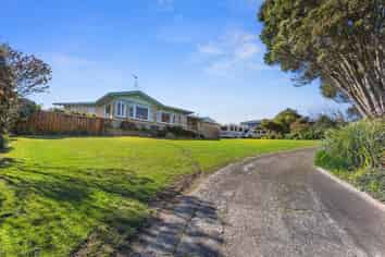 4/8 Rauporoa Road, Maketu