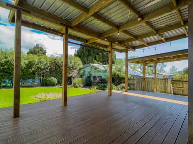 16 Puriri Valley Road, Puriri
