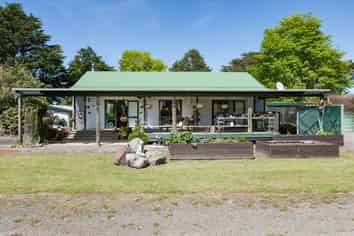 1/3389 State Highway 2, Takapau