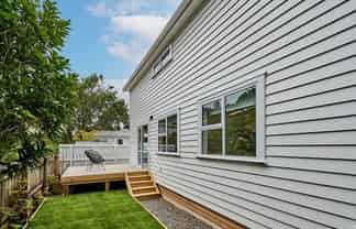 59a  Larsen Crescent, Tawa